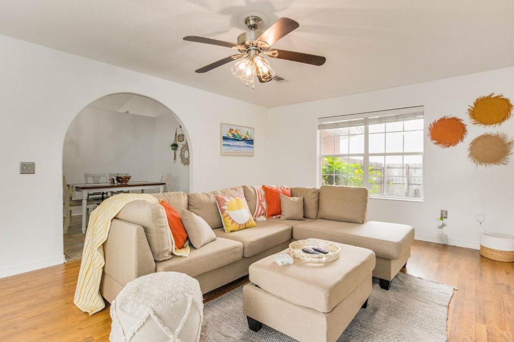 New! Close To Beach, Cozy, New Beds & Family Friendly Navarre Luaran gambar