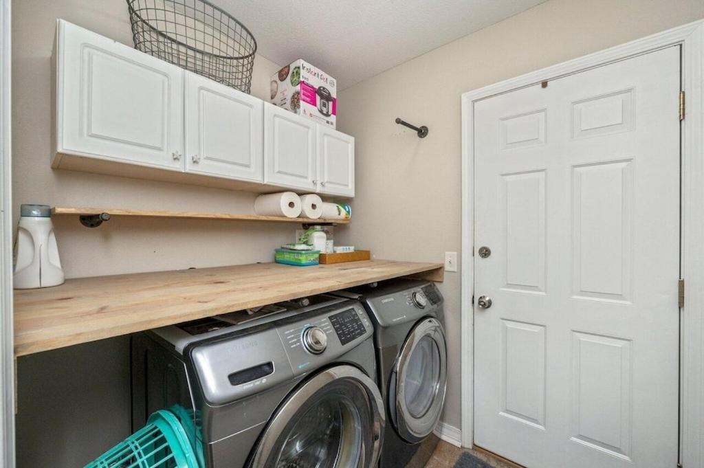 New! Close To Beach, Cozy, New Beds & Family Friendly Navarre Luaran gambar