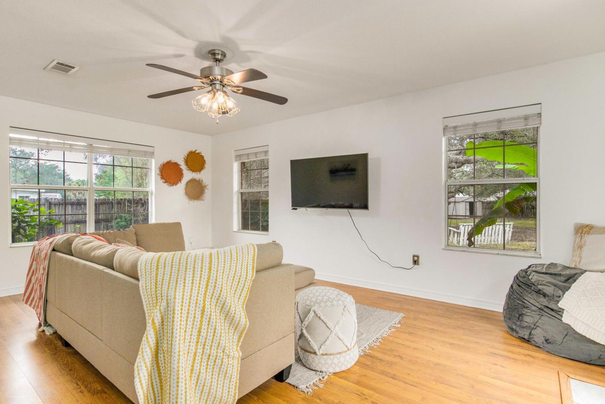New! Close To Beach, Cozy, New Beds & Family Friendly Navarre Luaran gambar